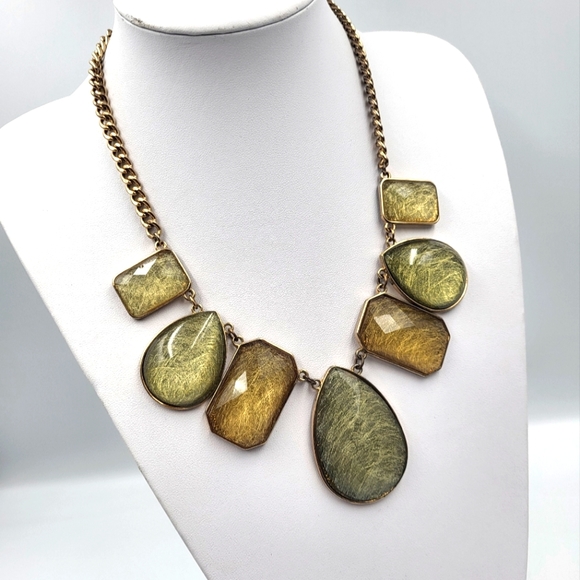 Green Toned Beaded Statement Necklace - Picture 1 of 8